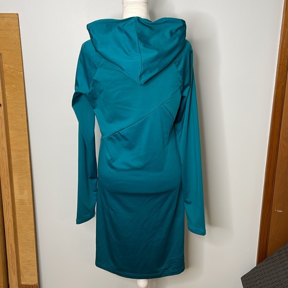 Betabrand Red Eye Travel Dress - Picture 7 of 12